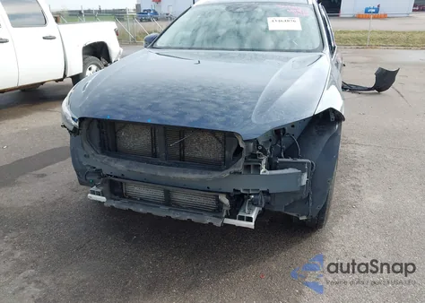 2021 Volvo Xc60 T5 Momentum из США, поврежденный, VIN YV4102RKXM1765542